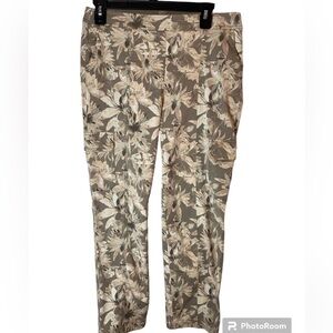 Chico’s Floral Ankle Pants Cargo Style Front Pockets Women’s Brigette Size Small